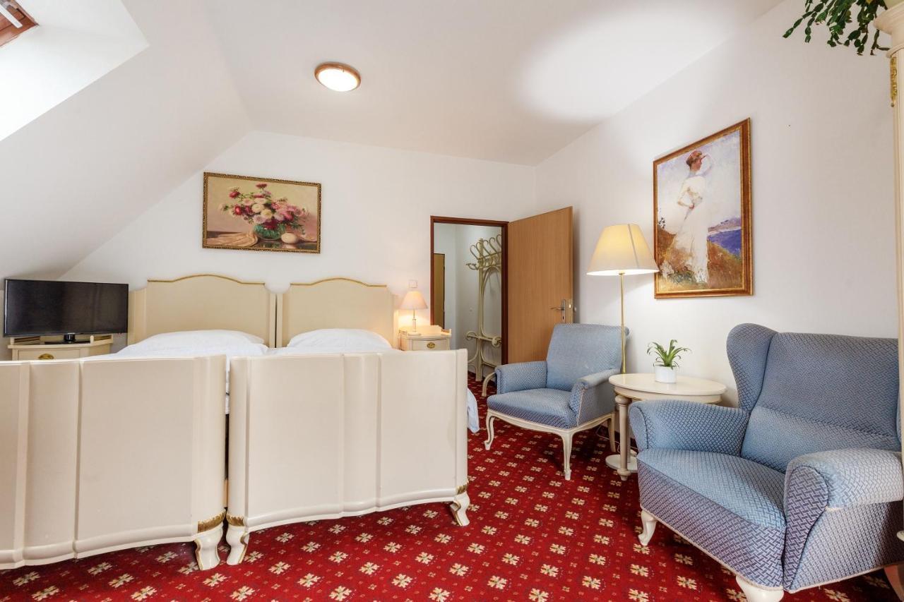 Hotel Farma Hory Karlowe Wary Zewnętrze zdjęcie
