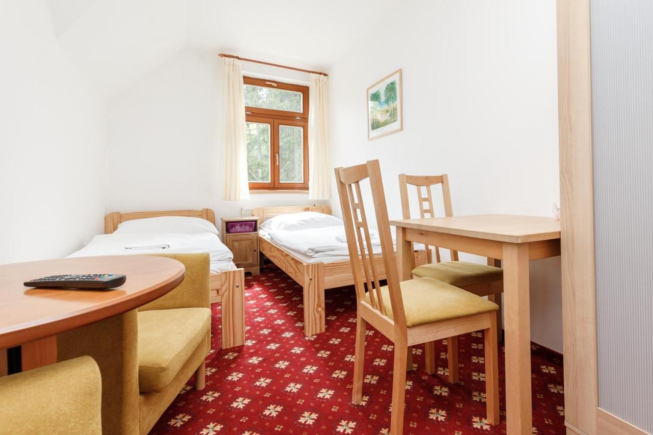 Hotel Farma Hory Karlowe Wary Zewnętrze zdjęcie